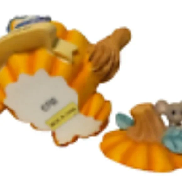 PRECIOUS MOMENTS By Enesco-October-Fall Seasonal Mini Teapot Item #608289 - Picture 6 of 11